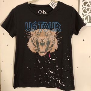 🦁 US Tour Tee 🦁